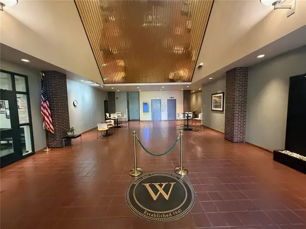 San Luis Obispo, CA 93401,3220 S Higuera Street