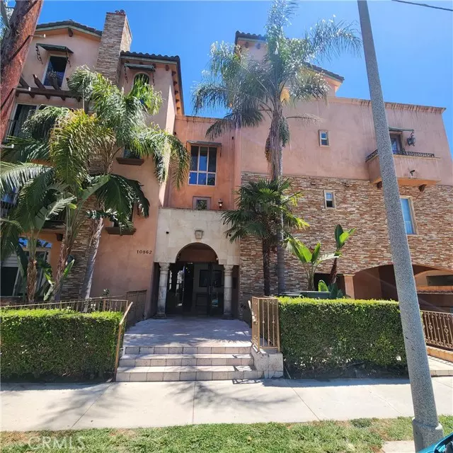 Toluca Lake (los Angeles), CA 91602,10862 Bloomfield Street #303