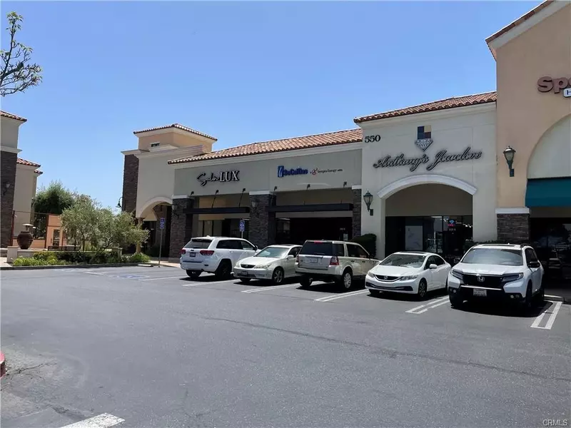 550 E Betteravia Road, Santa Maria, CA 93454