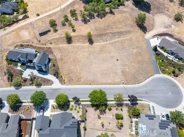 Paso Robles, CA 93446,308 Maplewood Court