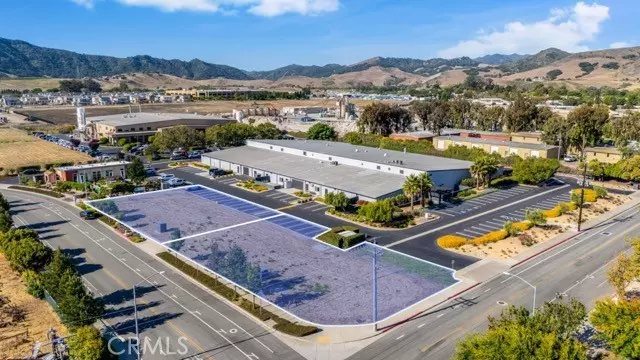 40154045 Earthwood Lane, San Luis Obispo, CA 93401