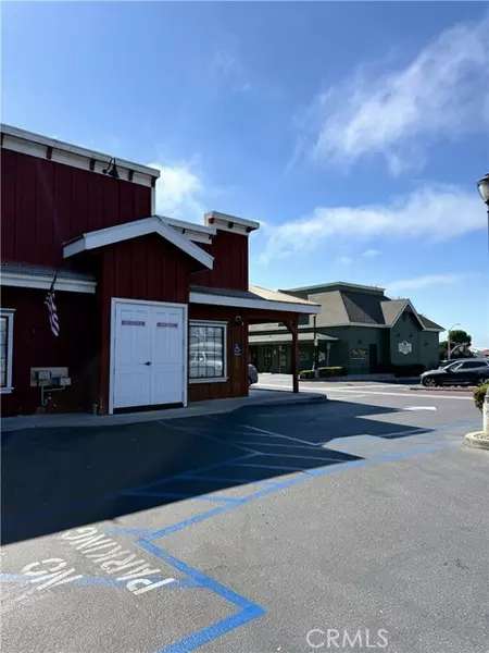 2790 S Halcyon St, Arroyo Grande, CA 93420