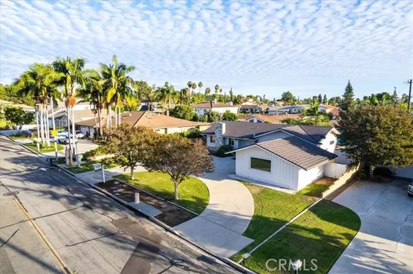 Buena Park, CA 90621,4943 Saint Andrews