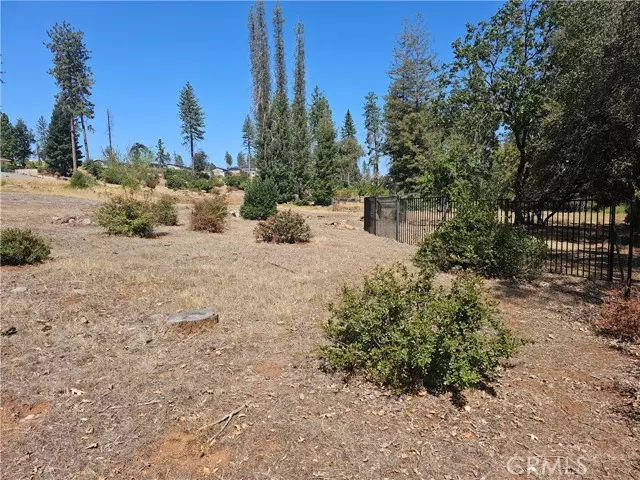 5232 Trafalgar Sq, Paradise, CA 95969