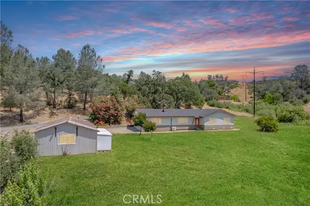 28 Lost Horizon Drive, Oroville, CA 95966