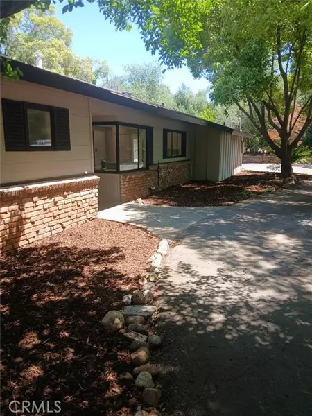 48 Pine Oaks Road, Oroville, CA 95966