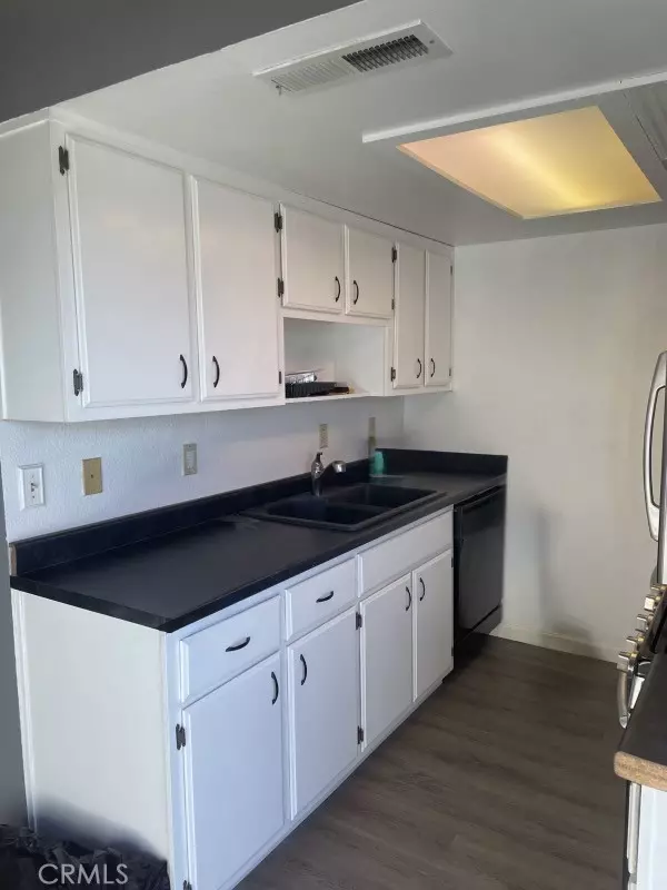 Corning, CA 96021,575 north st