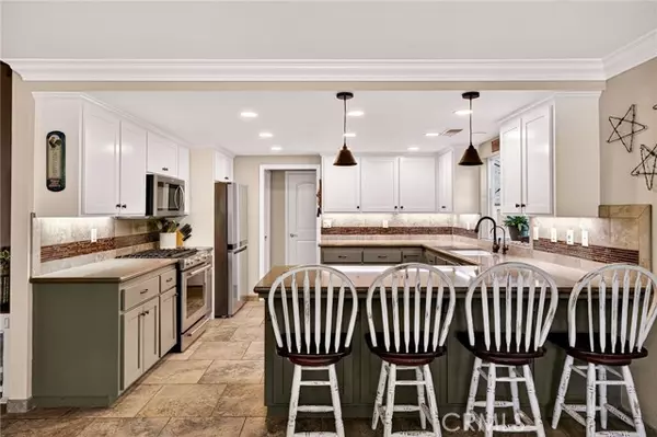 Chico, CA 95973,24 Roseanna Court