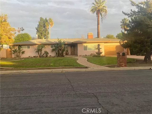 Northridge (los Angeles), CA 91325,Address not disclosed