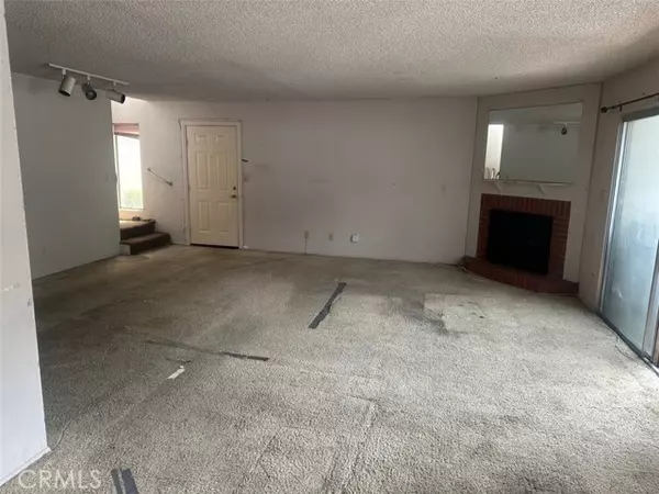 8801 Cedros Avenue #7, Panorama City (los Angeles), CA 91402