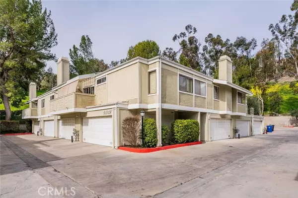 22127 Burbank Boulevard #3, Woodland Hills (los Angeles), CA 91367