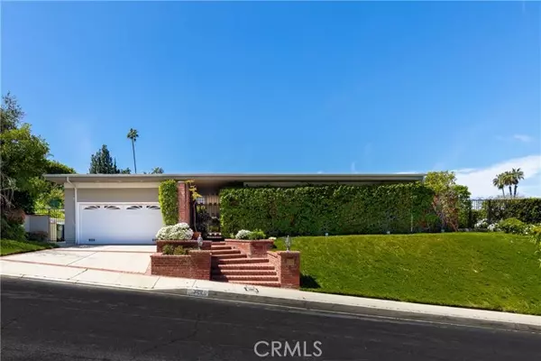 3213 Fond Drive, Encino (los Angeles), CA 91436