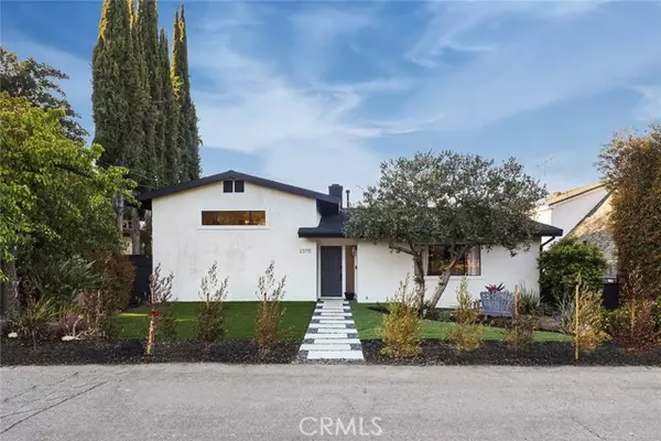 23715 Valley View Road, Calabasas, CA 91302