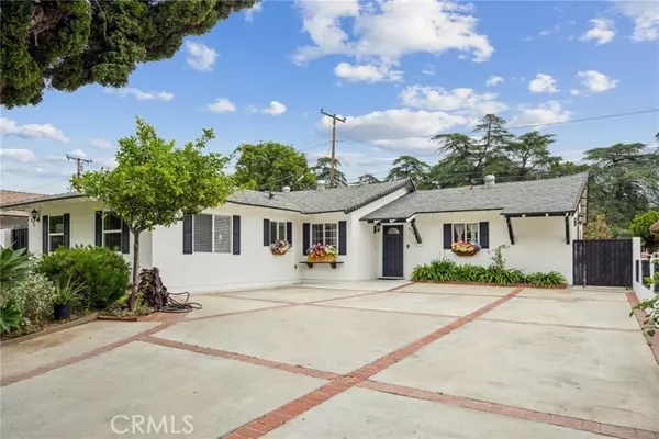 624 Jackman Avenue, Sylmar (los Angeles), CA 91342