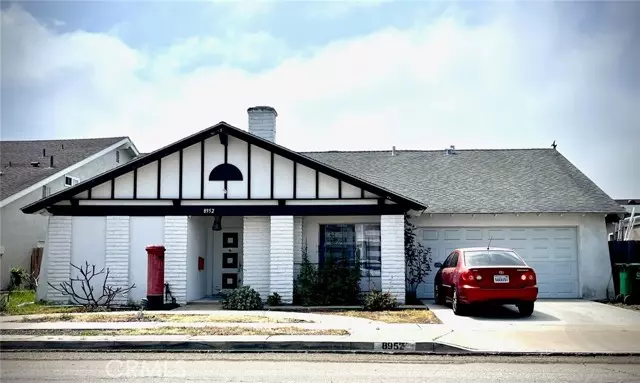 Westminster, CA 92683,8952 Pinehurst Circle