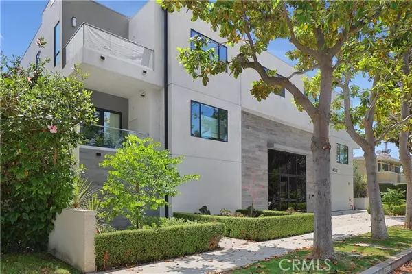 4322 Gentry Avenue #202, Studio City (los Angeles), CA 91604