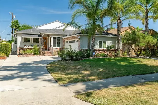 7026 Matilija Avenue, Van Nuys (los Angeles), CA 91405