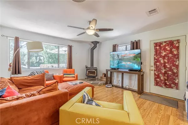 Green Valley, CA 91390,40238 Calle Maceta De Flores