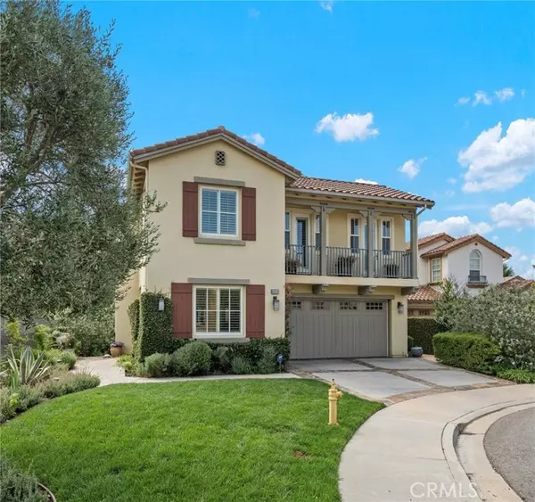 4694 Luna Court, Calabasas, CA 91302