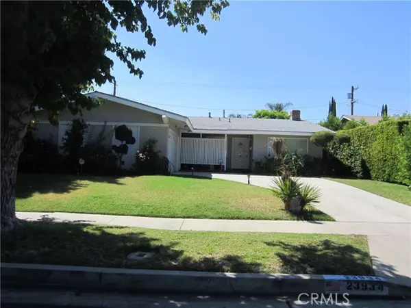 23934 Hartland Street, West Hills (los Angeles), CA 91307