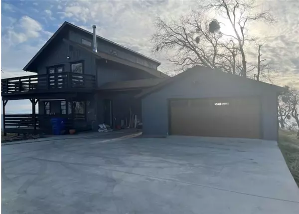 30420 Starland Drive, Tehachapi, CA 93561