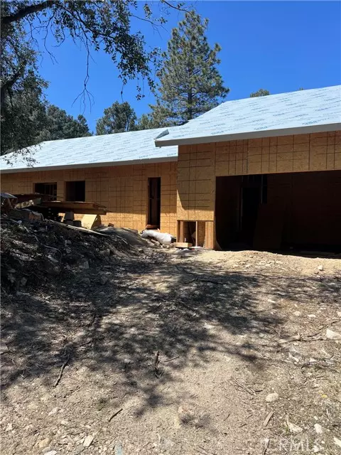 15808 Zurich Way, Pine Mtn Club, CA 93222