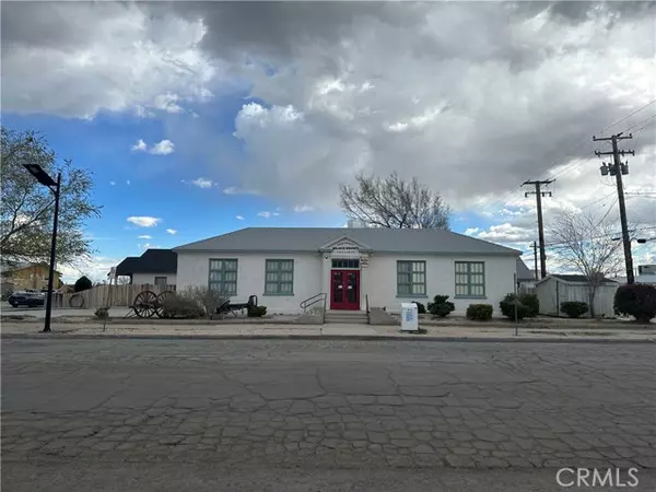 2320 Belshaw Street, Mojave, CA 93501