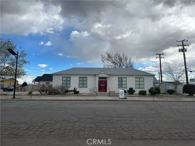 2320 Belshaw Street, Mojave, CA 93501