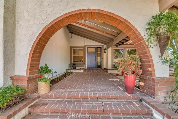 Agoura Hills, CA 91301,28604 Eagleton Street