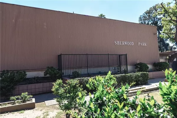 15542 Sherman Way #9, Van Nuys (los Angeles), CA 91406