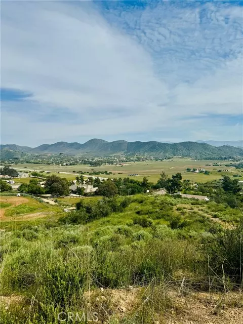 Agua Dulce, CA 91390,10517 Sierra