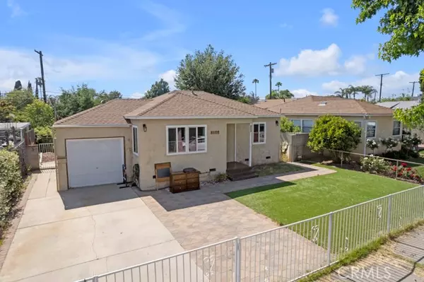 8153 Wisner Avenue, Panorama City (los Angeles), CA 91402