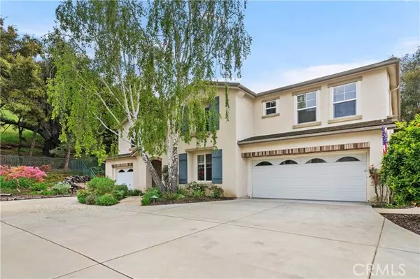 Newbury Park (thousand Oaks), CA 91320,639 Doe Creek Circle