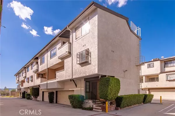 7650 Topanga Canyon Boulevard #7, Canoga Park (los Angeles), CA 91304