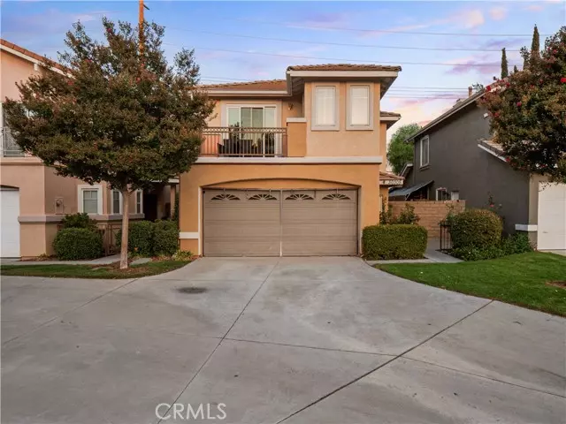 Castaic, CA 91384,30305 Marigold Circle