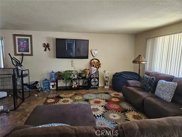 Mojave, CA 93501,2883 Encina Avenue