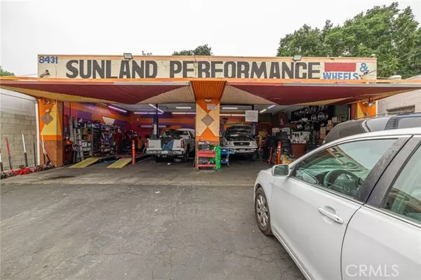 8431 Foothill Boulevard, Sunland (los Angeles), CA 91040