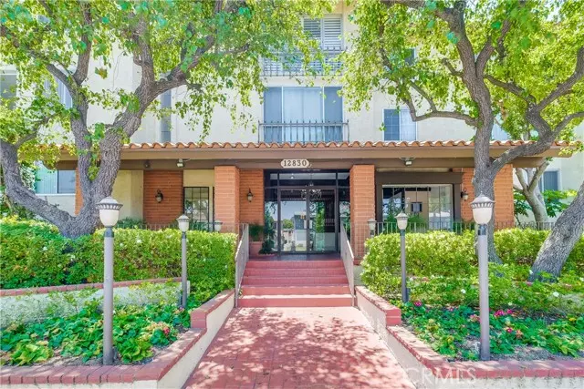 12830 Burbank Boulevard #114, Valley Village, CA 91607