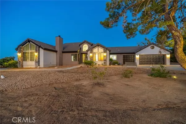 31920 Crystalaire Drive, Llano, CA 93544