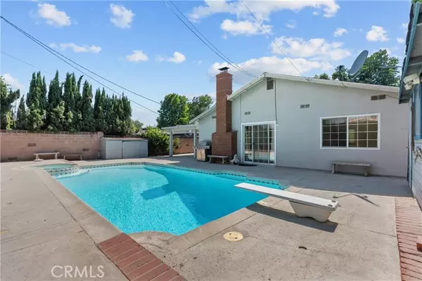 North Hills (los Angeles), CA 91343,8818 Sophia Avenue