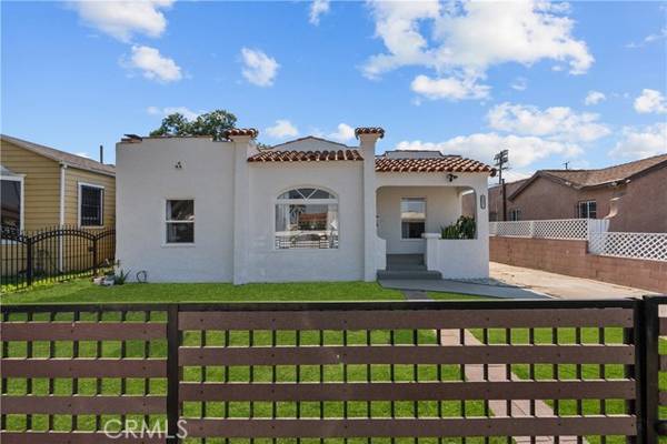 8951 S Hobart Boulevard, Los Angeles, CA 90047