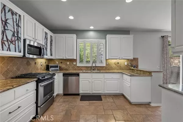 Valencia (santa Clarita), CA 91354,24153 Tango Drive