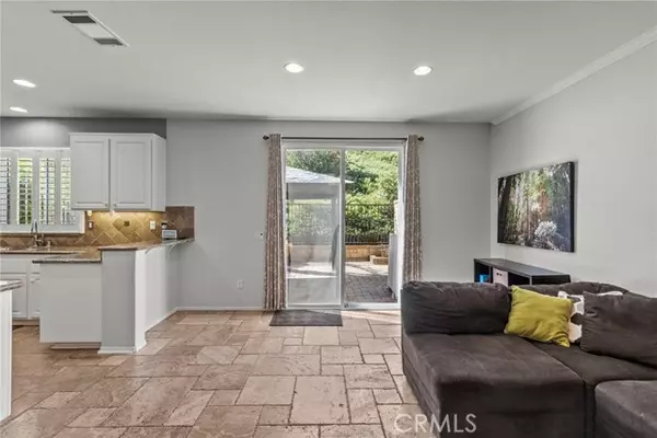 Valencia (santa Clarita), CA 91354,24153 Tango Drive