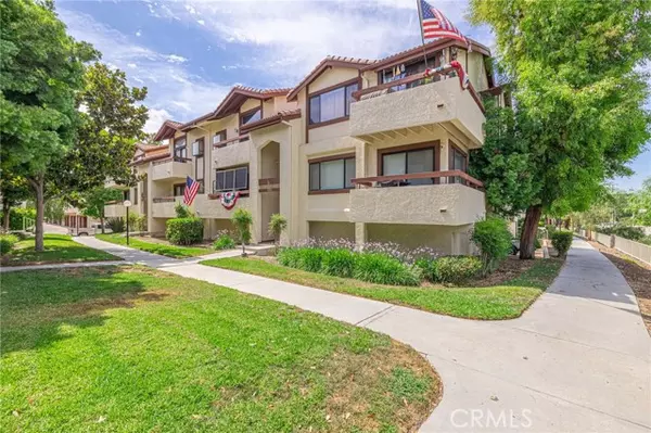 Canyon Country (santa Clarita), CA 91387,18186 Sundowner Way #1038