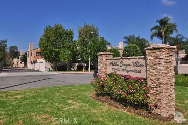 Calabasas, CA 91302,4267 Las Virgenes Road #4