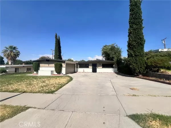 38710 Yucca Tree Street, Palmdale, CA 93551