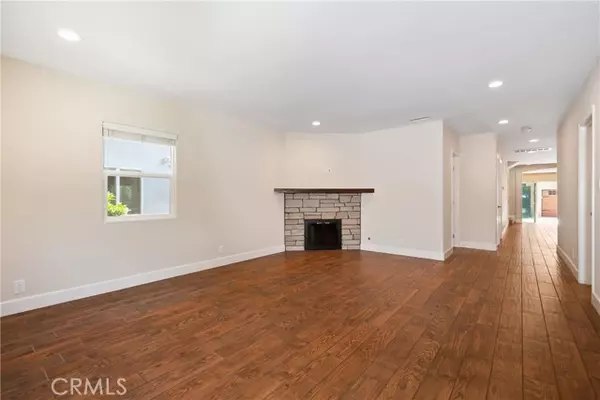 Studio City (los Angeles), CA 91604,4438 Bellingham Avenue