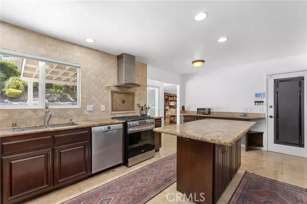 Woodland Hills (los Angeles), CA 91367,5869 Eilat Place