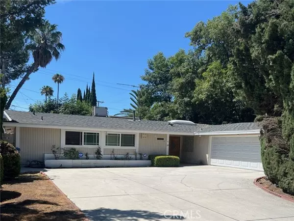 20872 Collins Street, Woodland Hills (los Angeles), CA 91367