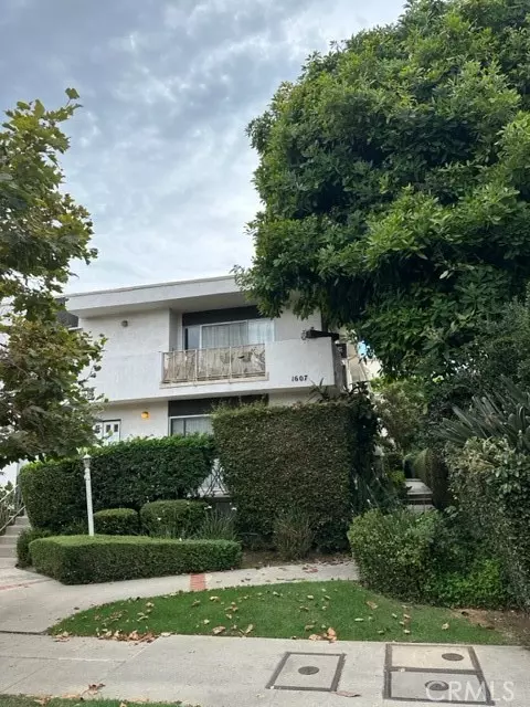 1607 Greenfield Avenue #4, West Los Angeles (los Angeles), CA 90025